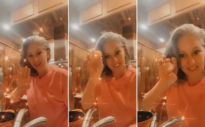 《漂亮阿姨的剝蛋小技巧》 只需兩步驟就可以輕鬆取出水煮蛋 《漂亮阿姨的剝蛋小技巧》 只需兩步驟就可以輕鬆取出水煮蛋