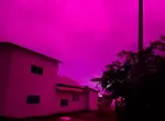 《搭飛機見到的奇妙景象》地表上出現神秘粉紅色泳池 靠近一看宛如世界末日 《搭飛機見到的奇妙景象》地表上出現神秘粉紅色泳池 靠近一看宛如世界末日