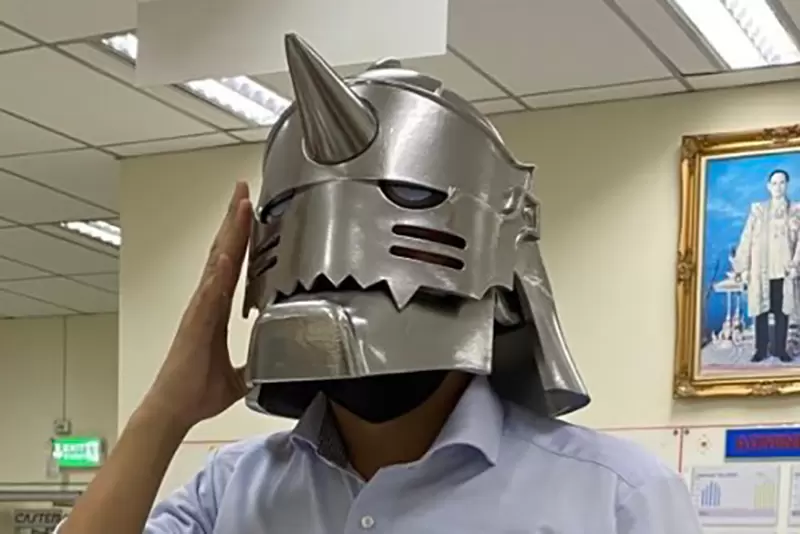 鋼鐵香蕉那公司的《鋼之鍊金術師 阿爾頭盔》成品終於出來了