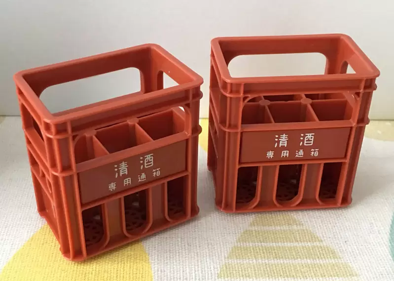 百元商店小物《迷你瓶裝酒收納箱》超意外的實用性讓網友大感驚喜