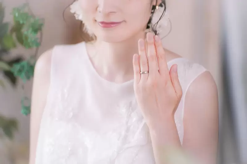 《老婆留下結婚戒指離開》事後發現的老公以為被離婚，但結果其實是去...