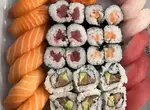 《在法國吃到的壽司套餐》日本人一看就知道不是日本人捏的?有哪些地方不夠正統呢? 《在法國吃到的壽司套餐》日本人一看就知道不是日本人捏的?有哪些地方不夠正統呢?