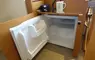 《小冰箱的妙用》用來製作過冷水超方便？住過飯店的網友們都有意外結冰的經驗
