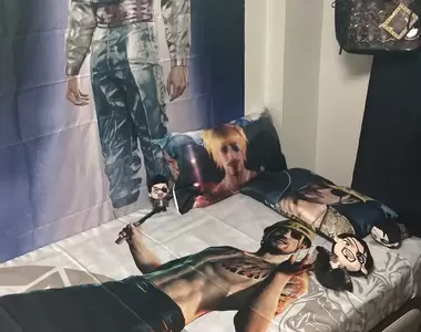 《熱愛真島吾朗的女高中生》房間被朋友批評很噁心 網友們紛紛拍拍安慰她