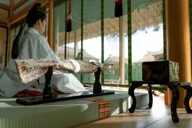 《御簾的秘密》日本古裝劇常見的這個東西 其實具有類似魔鏡的功用？