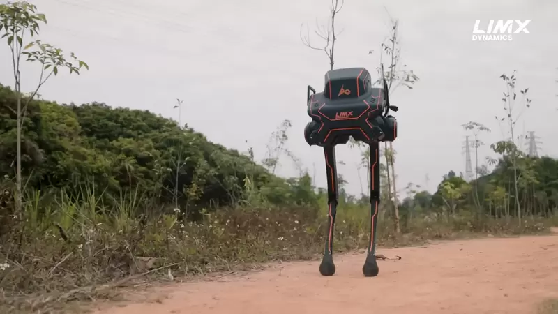 LimX Dynamics公司研發《Biped Robot P1》雙足步行機器人 它真的很穩之外走起路來還有種萌感 LimX Dynamics公司研發《Biped Robot P1》雙足步行機器人 它真的很穩之外走起路來還有種萌感