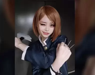 咒術迴戰《釘崎野薔薇》角色扮演 正妹有把釘姐那股狠勁表現出來