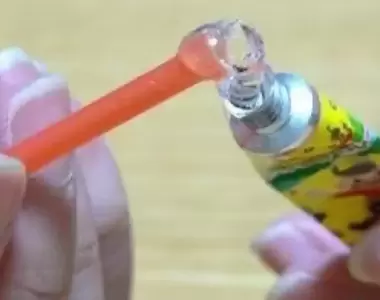 《懷舊玩具:太空氣球》你可曾吹過不會破的泡泡?那奇特的味道讓人難以忘懷