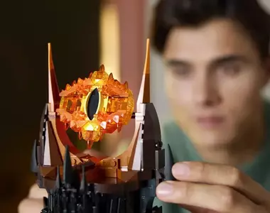 樂高推出《巴拉多塔》也就是電影魔戒「Lord of the Rings」當中的索倫要塞