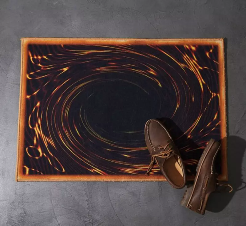 遊戲王《戰鬥怪獸卡地墊》翻開覆蓋的牌...當然什麼沒有(笑),有的也就只有止滑膠而已XD 遊戲王《戰鬥怪獸卡地墊》翻開覆蓋的牌...當然什麼沒有(笑),有的也就只有止滑膠而已XD