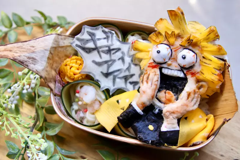 《鬼滅之刃角色便當》這是一款有聲音的便當,感覺光用看的都能聽到善逸在尖叫 《鬼滅之刃角色便當》這是一款有聲音的便當,感覺光用看的都能聽到善逸在尖叫