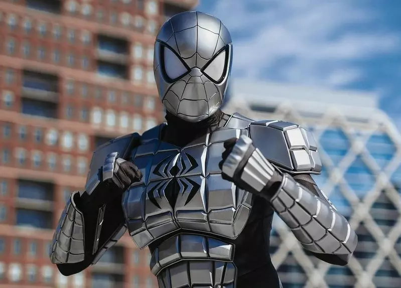 還原度超高《鋼鐵蜘蛛人Cos》這金屬質感 可以直接拍新蜘蛛人電影了 還原度超高《鋼鐵蜘蛛人Cos》這金屬質感 可以直接拍新蜘蛛人電影了
