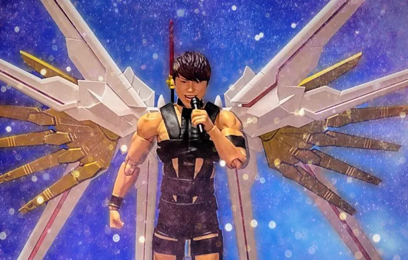 趣味創作《西川貴教與全能攻擊自由鋼彈結合》本尊看到推文還親自回覆中二留言，超爆笑XD