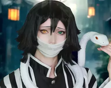 美美撕漫女《Kleiner Pixel》美妝YouTuber變身「鬼滅之刃」的蛇柱「伊黑小芭內」
