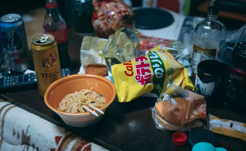 只有房間亂七八糟的人才懂得事 不是東西找不到，而是你不需要的時候才會找到XD