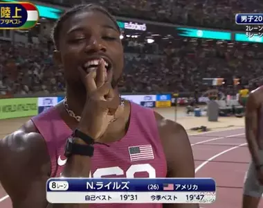 美國田徑選手「Noah Lyles」施展「無量空處」比賽中他掏出整套「黑暗大法師」卡片成功奪冠,真的狂