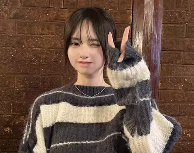 「最終未來少女」團員藤咲凪家裡遭到非法闖入 臥室窗戶被打破，不過人不在家沒事~好里加在