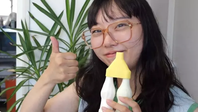 無用小物發明家設計《PAPICO雙管吃冰裝置》商品化 想要一次吃兩根再也不用對嘴吃了，現在有更文明的吃法(笑)