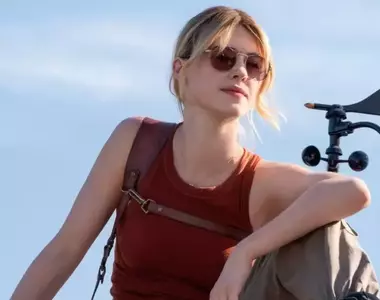 《龍捲風暴》科學系美女「黛西·埃德加-瓊斯」你還看過那些她的作品？