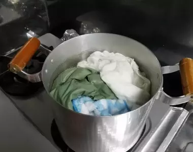 《用鍋子煮衣服》這個鍋子你還敢拿來煮食物嗎?生活智慧引爆文理組大戰