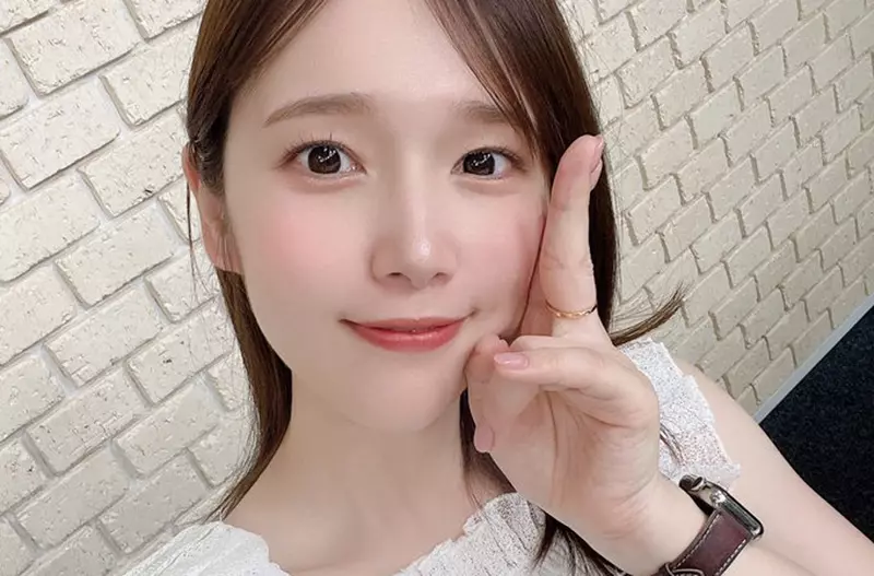 網友票選《最想看到哪一位女性聲優拍寫真集》小朋友才做選擇，我全都要(握拳)