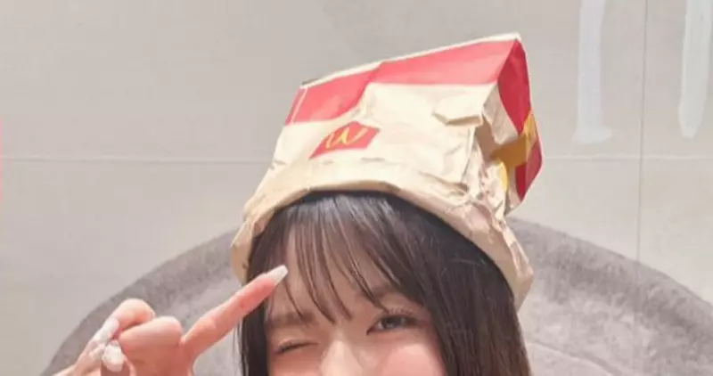網友看法《麥當勞紙袋被人做成時髦的帽子》這要能塞得進去頭得多小(重點誤)