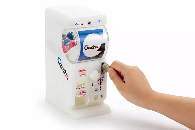 扭蛋好花錢 但又想扭《扭蛋機存錢筒》最適合我們扭蛋人的存錢筒來啦