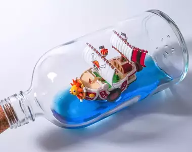 網友製作《瓶中黏土千陽號》所以把這罐子一扔出去海盜船就會變大嘛?