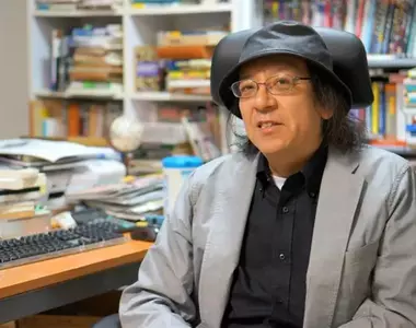 《社群成癮的優點》日本評論家孤獨死馬上被發現 因為生前天天發文卻突然變得靜悄悄?