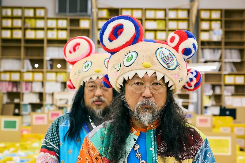 工作人員都傻了 怎麼會有兩個村上隆?現代藝術家還有個弟弟叫村上隆二 工作人員都傻了 怎麼會有兩個村上隆?現代藝術家還有個弟弟叫村上隆二