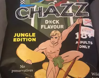 網友吐槽市售的重口味洋芋片 除了浦西口味以外還有迪克口味，味道真的就像沒洗過的那樣...誰買啊！？