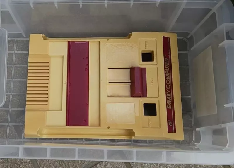 《拯救變黃的紅白機》泡漂白水究竟能不能起死回生？做過這種事的網友們現身說法……