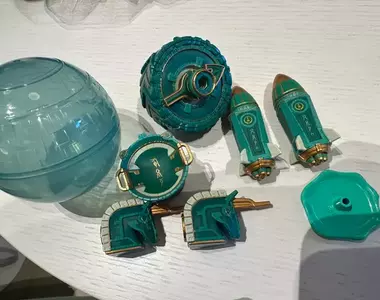 扭蛋商品《左納烏零件轉蛋》來到現實生活也能像薩爾達傳說「國王之淚」中的林克那樣組東西惹