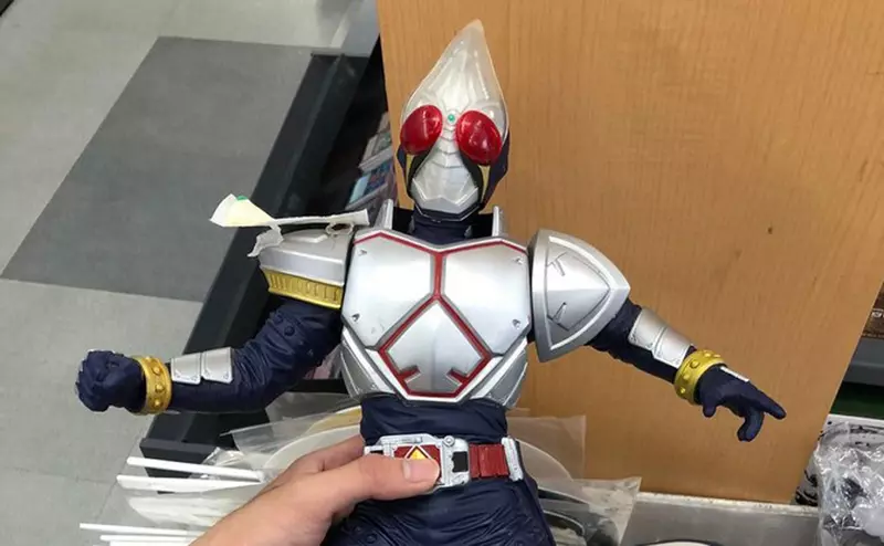 網友分享《與自己遺失16年的玩具相遇》這劇情都可以拍一部「玩具總動員」外傳了吧? 網友分享《與自己遺失16年的玩具相遇》這劇情都可以拍一部「玩具總動員」外傳了吧?