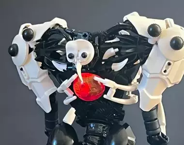 用樂高做出來的福音戰士《第三使徒薩基爾》骨架跟腰身處理都極其還原了作品中的設定