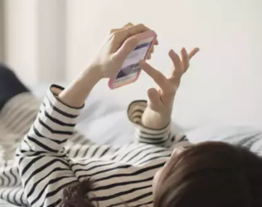 小學一年級的看片發明 果然科技的進步始終來自於惰性啊(汗)