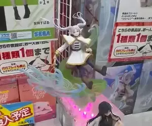 《夾娃娃機的展示品》究竟能不能夾？日本網友炫耀引爆炎上爭議