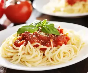 義大利麵社群拍照版跟日常版的區別 重點就在於擺盤，但不管哪種兩者一看就懂(口水)