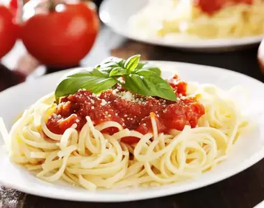 義大利麵社群拍照版跟日常版的區別 重點就在於擺盤，但不管哪種兩者一看就懂(口水)