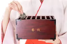 《日本神社頭香油錢代表寓意》五元、十元均有各不相同的意思，而且還能組合起來更加好運吉祥