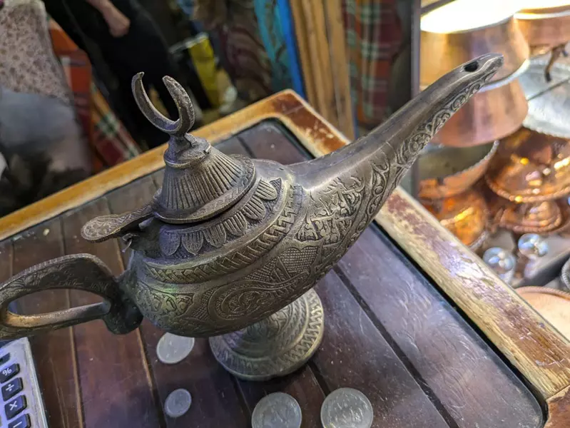 童話故事中的魔法神燈 一度懷疑是不是水壺的網友,實際買來後終於發現...這不是水壺XD 童話故事中的魔法神燈 一度懷疑是不是水壺的網友,實際買來後終於發現...這不是水壺XD