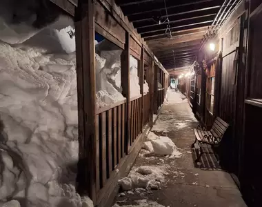 《日本豪雪地區的智慧》宛如騎樓的傳統建築形式 在幾百年後的現代依然超好用