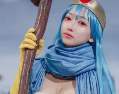 《COSER抱怨努力與反響不成比例》花大錢打造勇者鬥惡龍扮裝 獲得的讚數卻只有泳裝照的10分之１