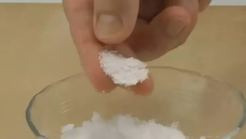 《一撮鹽是多少》料理書的定義讓日本網友驚呆了 份量竟然是想像的3倍之多? 《一撮鹽是多少》料理書的定義讓日本網友驚呆了 份量竟然是想像的3倍之多?