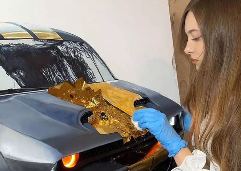 3D藝術畫家《Sysoeva Ekaterina》喜歡畫跑車的她不但能讓車車變得立體,甚至還能裝上車頭燈打光 3D藝術畫家《Sysoeva Ekaterina》喜歡畫跑車的她不但能讓車車變得立體,甚至還能裝上車頭燈打光