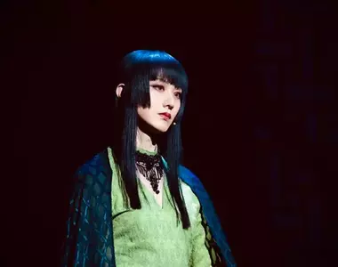 CLAMP的人氣漫畫作品《xxxHOLiC》舞台劇 這一齣劇所有的演員都是男生,包括小童星也是!?