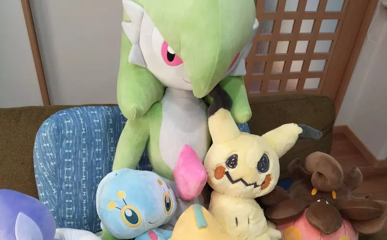 《與等身大沙奈朵的生活》高160公分果然超有存在感 看看日本網友們都是怎麼跟他玩 《與等身大沙奈朵的生活》高160公分果然超有存在感 看看日本網友們都是怎麼跟他玩