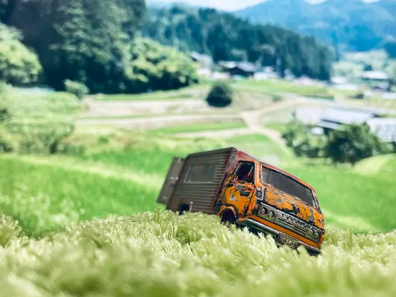 如何將模型車攝影拍得好看 網友用了一招就做出前景+後景的漂亮效果 如何將模型車攝影拍得好看 網友用了一招就做出前景+後景的漂亮效果