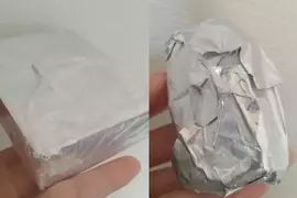 《用過的奶油》媽媽都包得像左邊漂漂亮亮 為什麼自己就會成了右邊那坨呢? 《用過的奶油》媽媽都包得像左邊漂漂亮亮 為什麼自己就會成了右邊那坨呢?