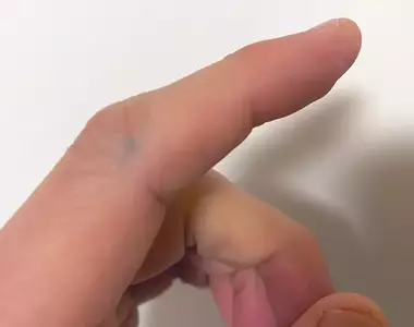 《鉛筆芯卡進手裡的人》有類似經驗的人出乎意料多？聲優坂巻學想找大家開網聚